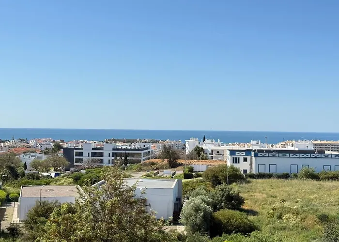 Cozy Sea View Apartment Albufeira