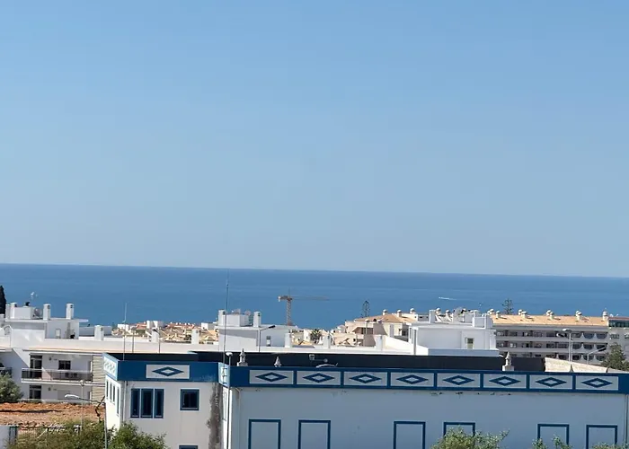 Cozy Sea View Apartment *