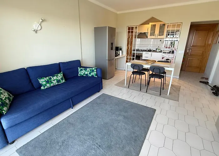 Cozy Sea View Apartment